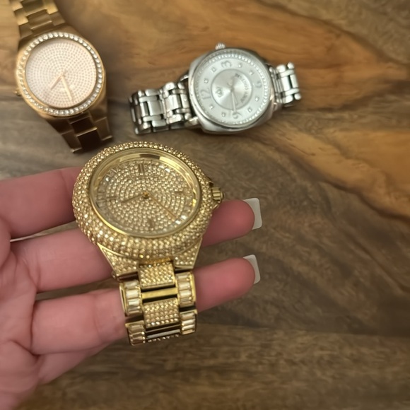 ? Bundle 3 brand name watches ? main image 6